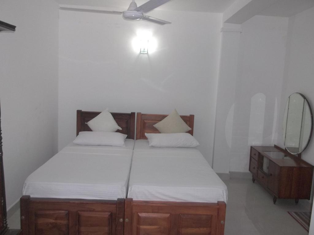 Srilanka Ayurveda Hotel Hikkaduwa Bilik gambar